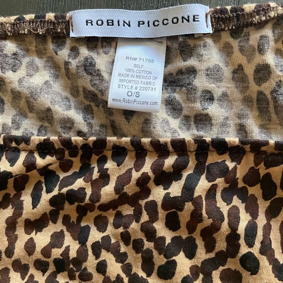 Cover-Up - Picture 3 of 3